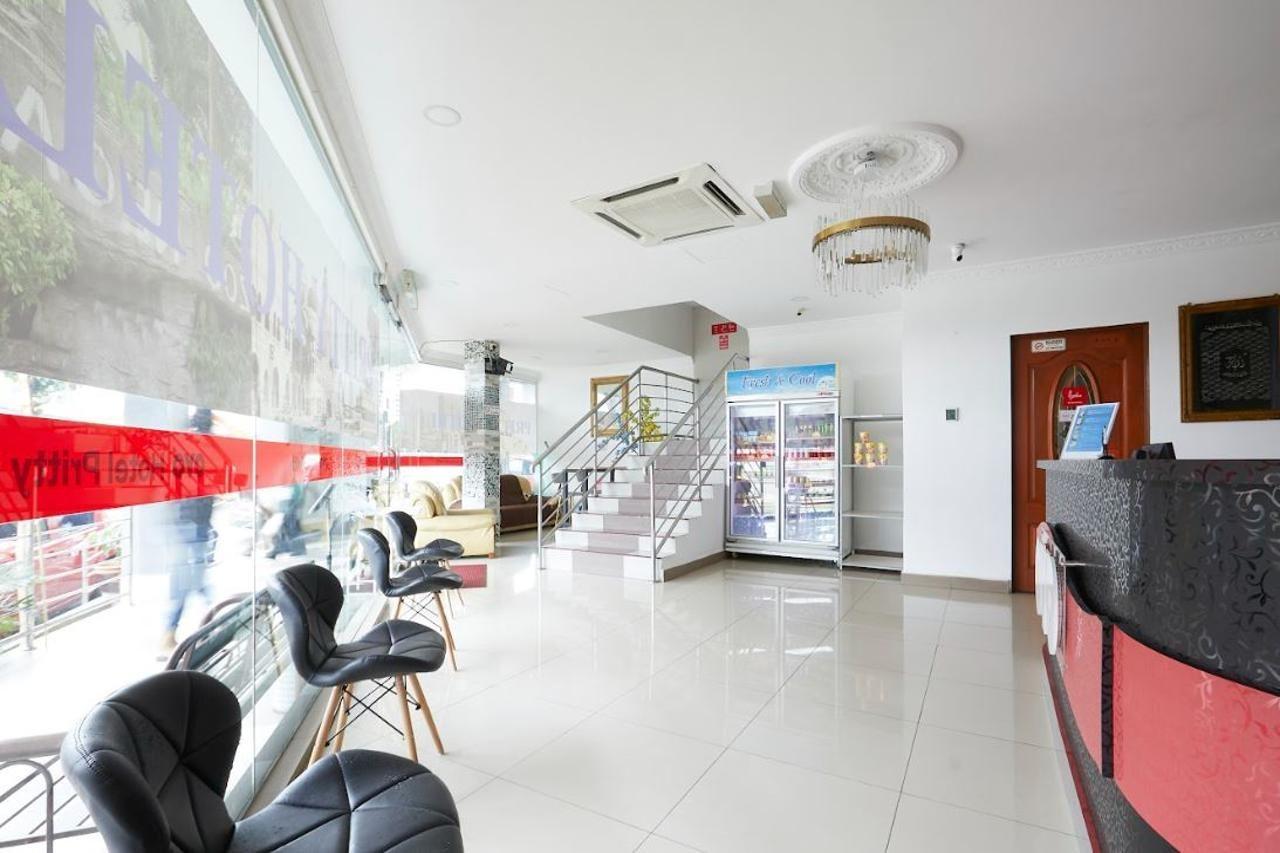 Pritty Hotel 2*